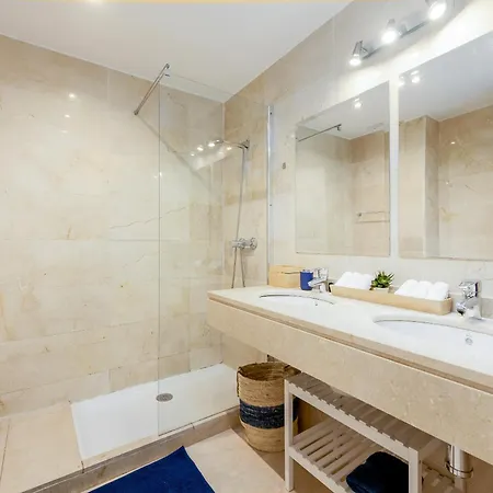 Casares Costa Gem: 2br With Pool דירה